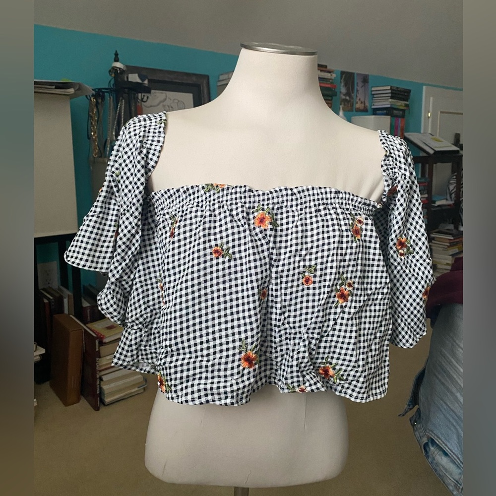 Boutique gingham crop top